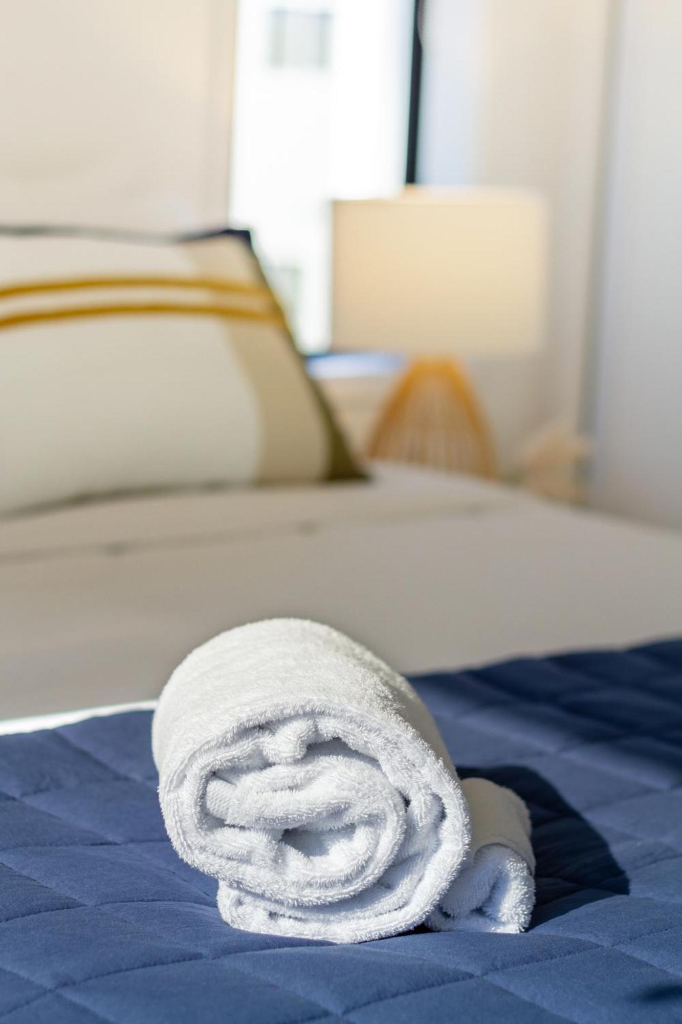Appartamento Escape At The Park: 1 Bed 1 Bath W/Carpark Christchurch Esterno foto